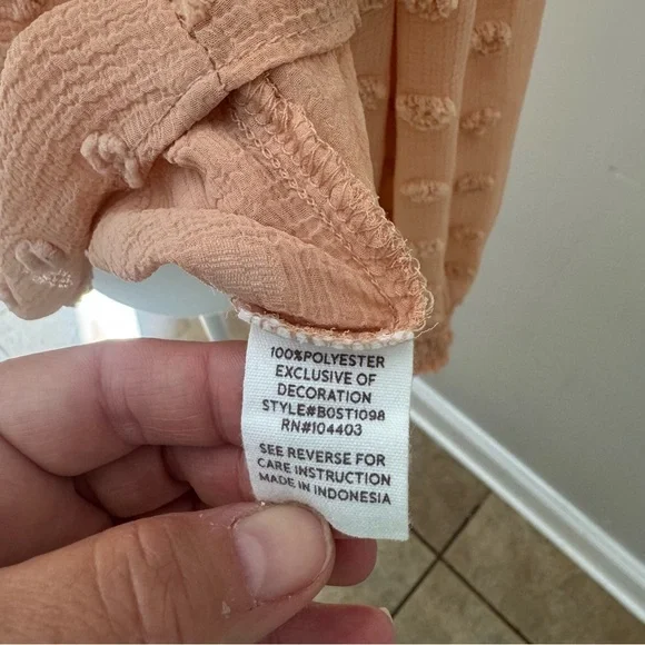 Blu Pepper Anthropologie chiffon crochet flowy boho top salmon neutral sheer - Picture 6 of 7